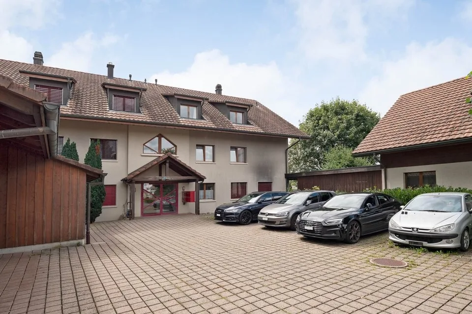 Aussenparkplatz in Wichtrach zu vermieten