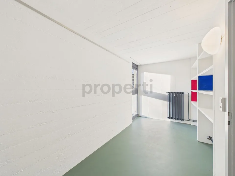 Wohnen in einer Ikone der Schweizer Architektur | Einzigartige Maisonettewohnung im denkmalgeschützten Atelier-5-Ensemble in Flamatt
