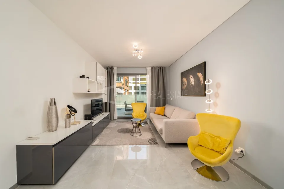 WOHNUNG IN PARADIES EINGERICHTET