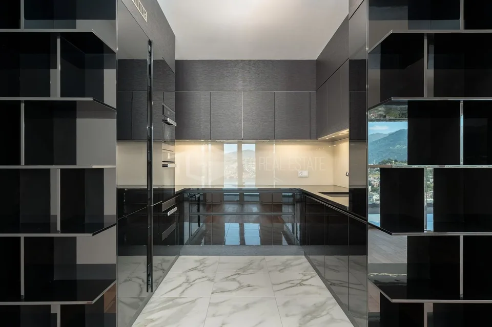 PRESTIGIOSO APARTAMENTO DI 4.5 LOCALI CON SPLENDIDA VISTA LAGO – foto 6 di 14