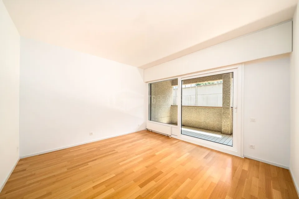 4,5-ZIMMER-DUPLEX MIT SEEBLICK IN PARADISO