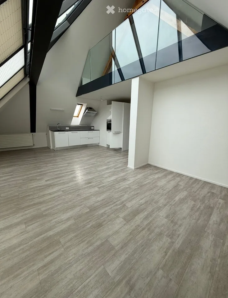 Meraviglioso duplex luminoso di 3 pezzi – Peseux