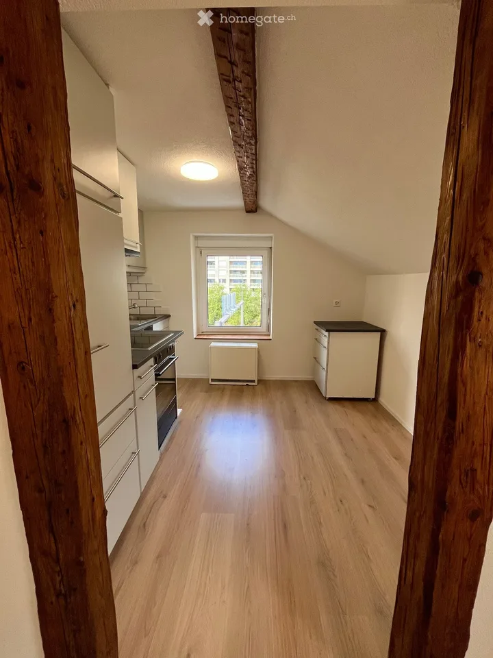 Schöne 2.5 Zimmer Wohnung