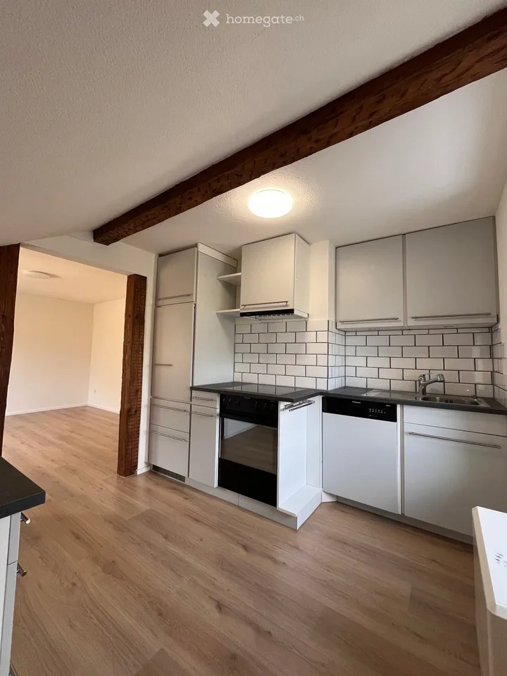 Schöne 2.5 Zimmer Wohnung