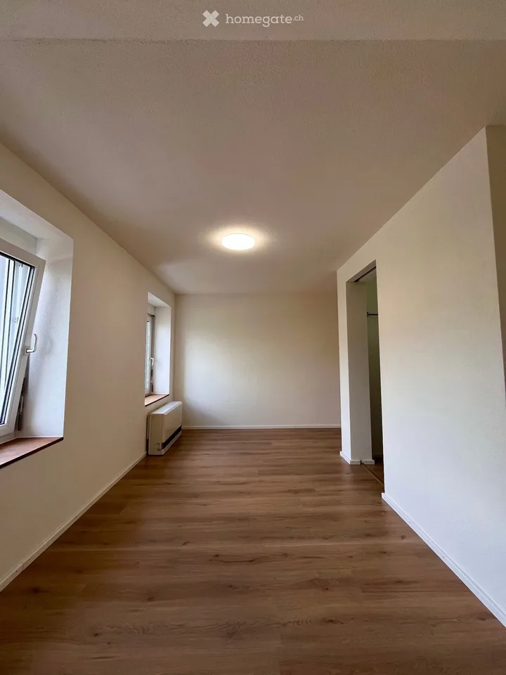 Schöne 2.5 Zimmer Wohnung