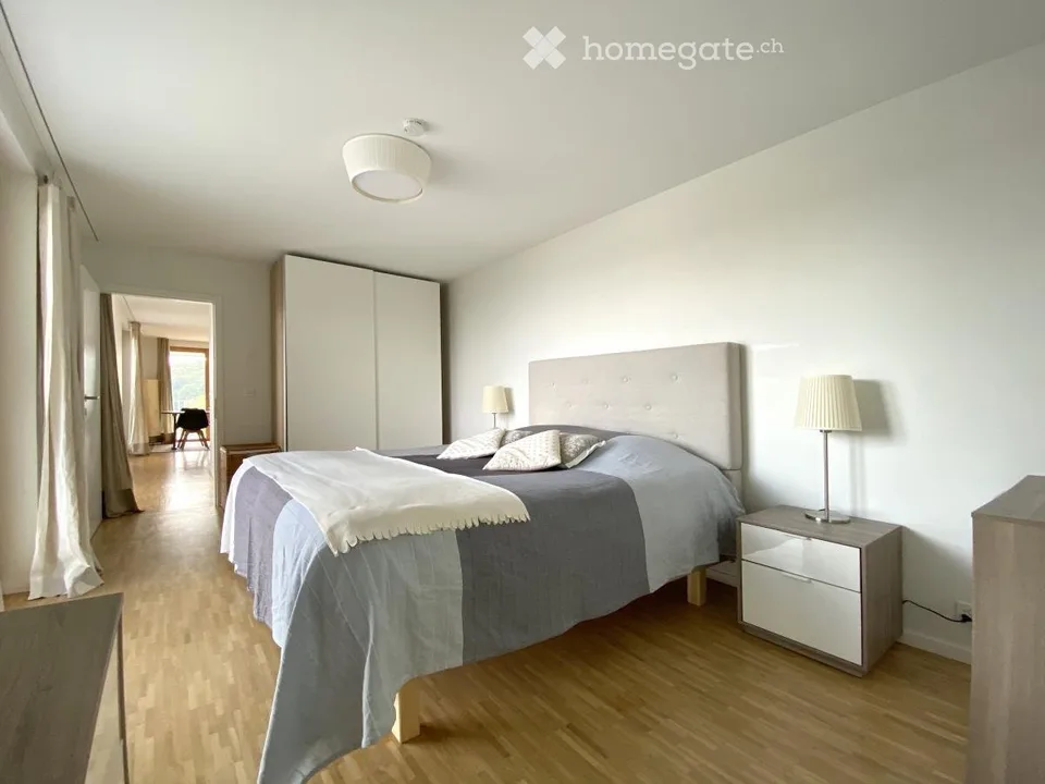 WONUNG 4.5 ZIMMER + INNERER PARKPLATZ 01.10.2026