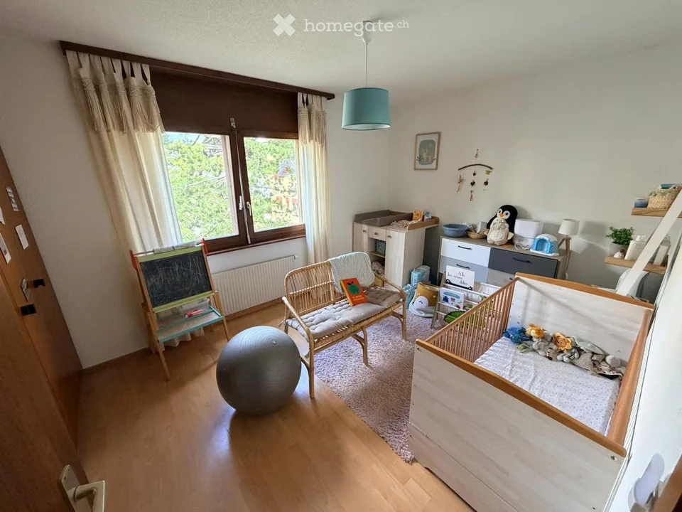 Zu vermieten: großes 4.5-Zimmer-Wohnung Rue des Longs-Prés 40