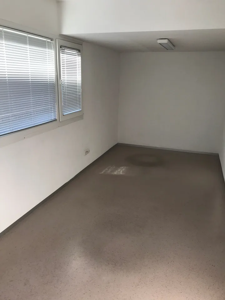 Lagerraum / Disponibelraum zu vermieten – Foto 4 von 5