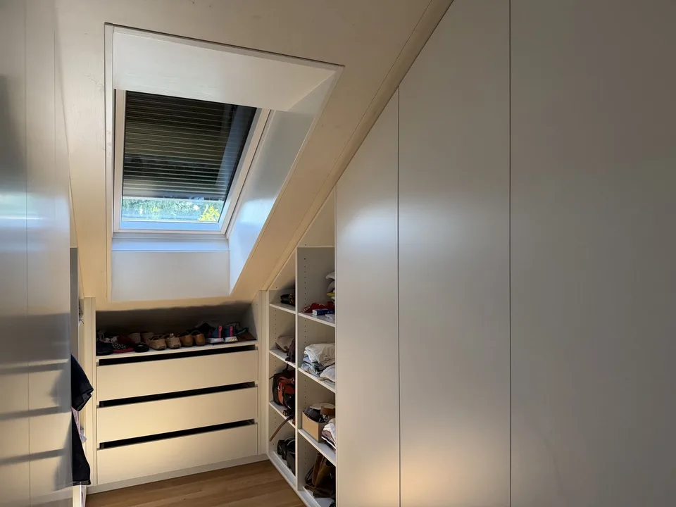 Moderne 4.5-Zimmer-Dachwohnung mit Loggia im Eigentumsstandard in Möhlin