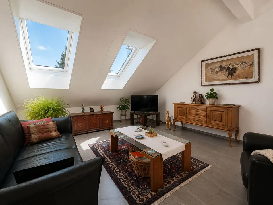 Moderne 4.5-Zimmer-Dachwohnung mit Loggia im Eigentumsstandard in Möhlin