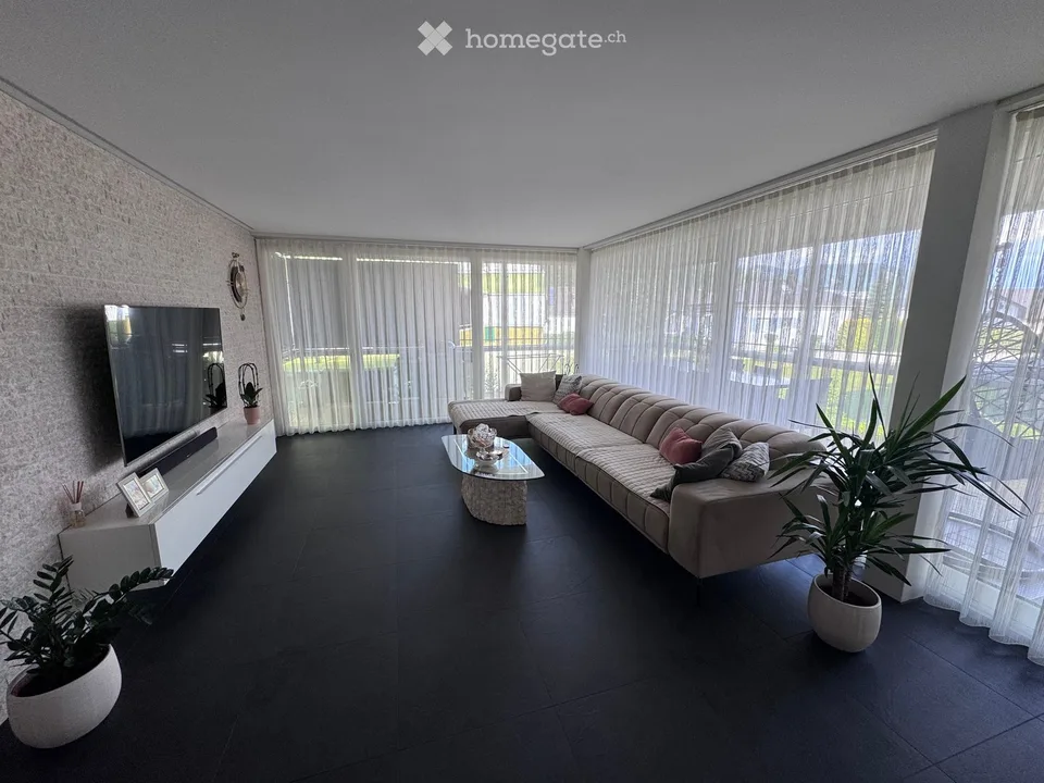 Moderne 4.5-Zimmer-Wohnung im Minergie-Standard in Heimberg