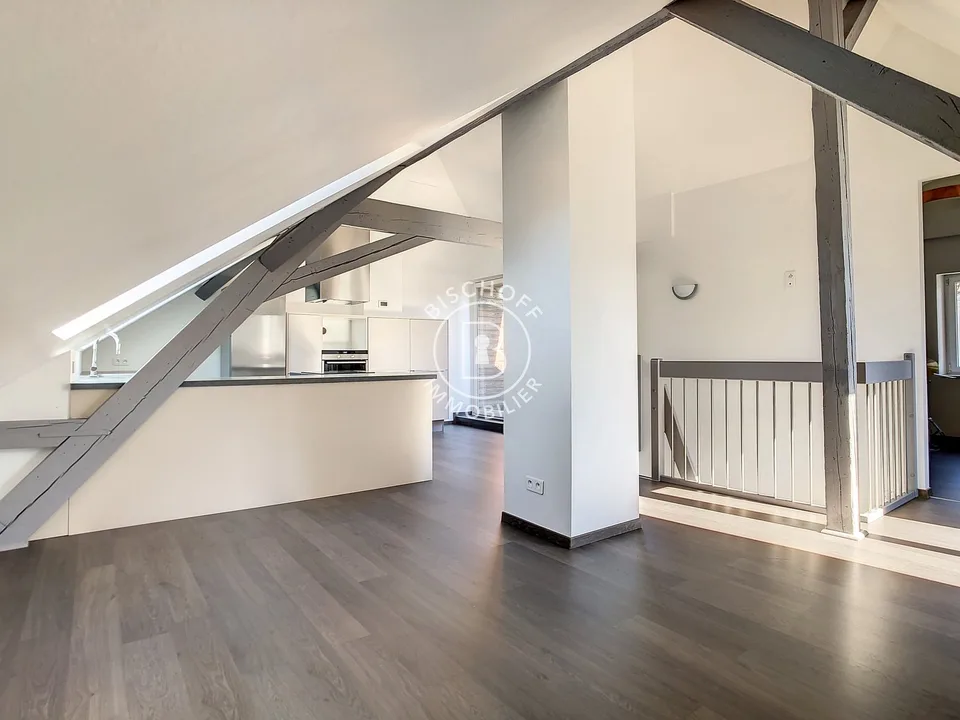 Appartement spacieux de 6 pièces à Saint-Louis – Disponible immédiatement