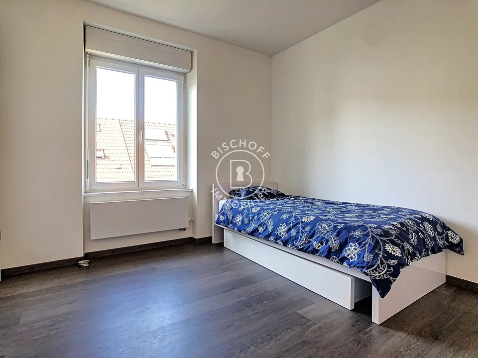 Spacious 6-room apartment in Saint-Louis – Available immediately – photo 12 of 16