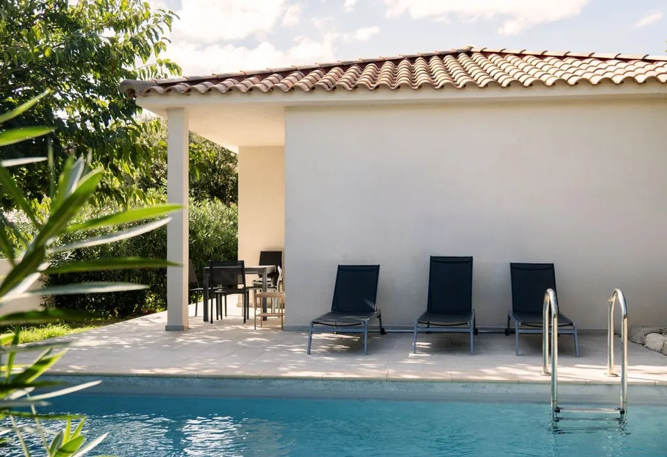 Corse du Nord - Aux portes de Saint-Florent - Magnifique opportunité - Deux villas, deux piscines, une infinité de possibilités – photo 12 sur 13