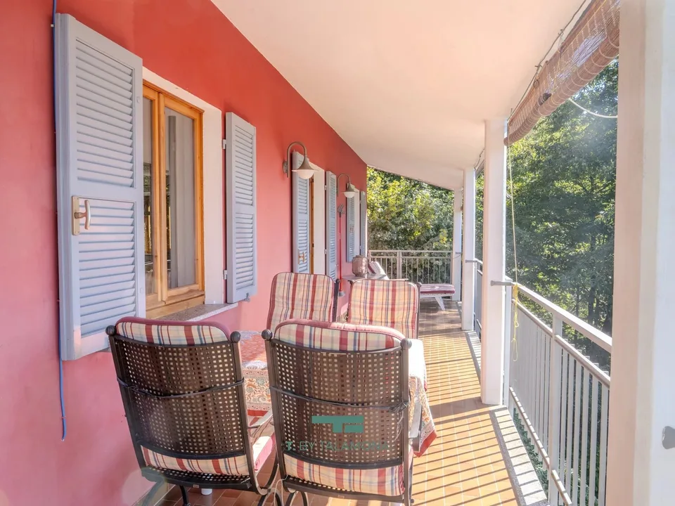 Casa unifamiliare con vista lago ? Porto Valtravaglia