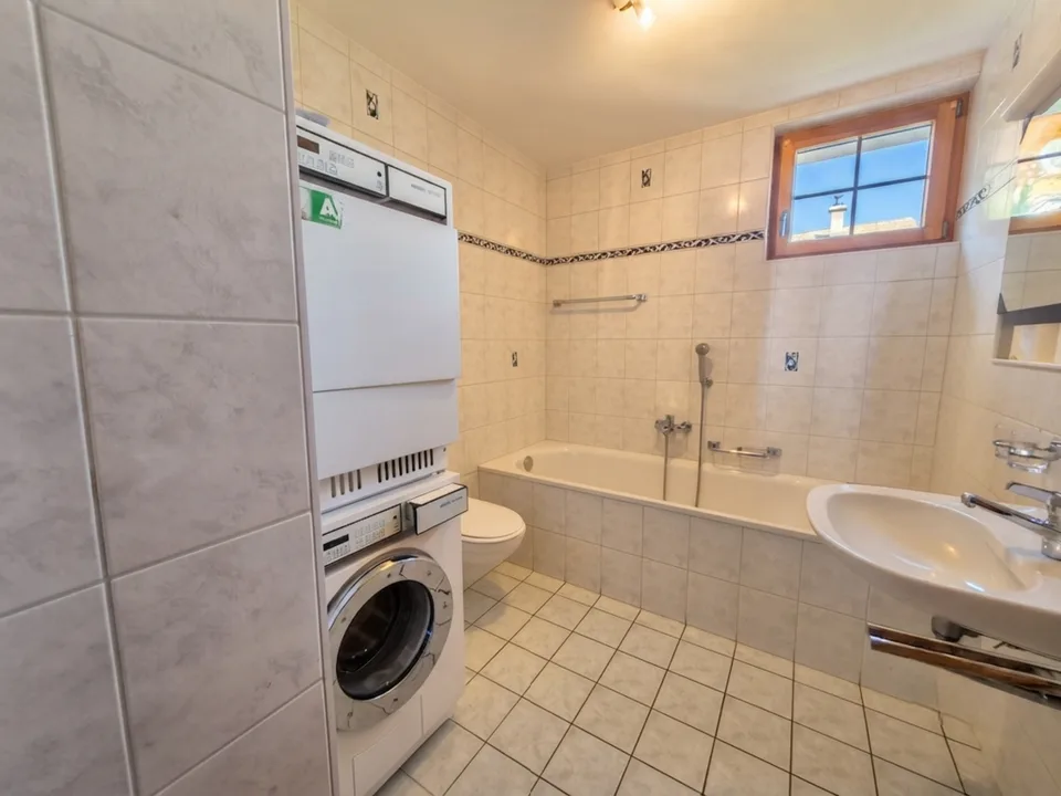 EUSEIGNE - BEAUTIFUL 3.5 ROOM CHALET