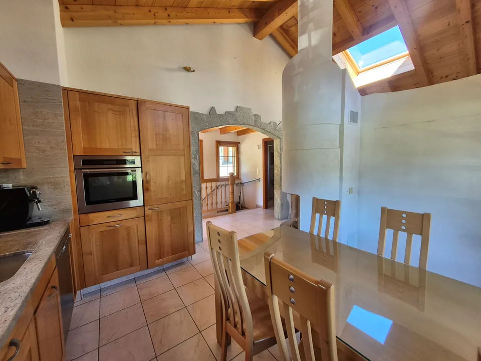 EUSEIGNE - BEAUTIFUL 3.5 ROOM CHALET