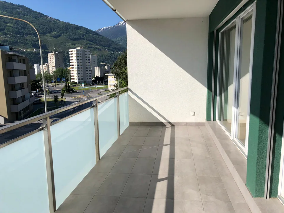 SION - SPACIEUX APPARTEMENT DE 2.5PCES