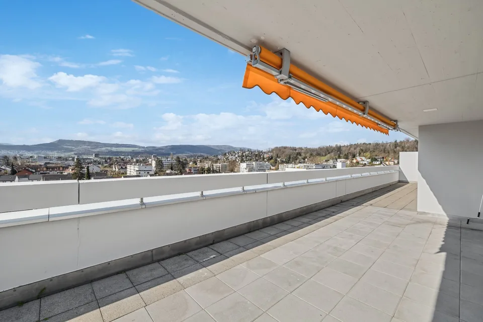 Sanierte Wohnung mit Aussicht im Mischeli-Quartier