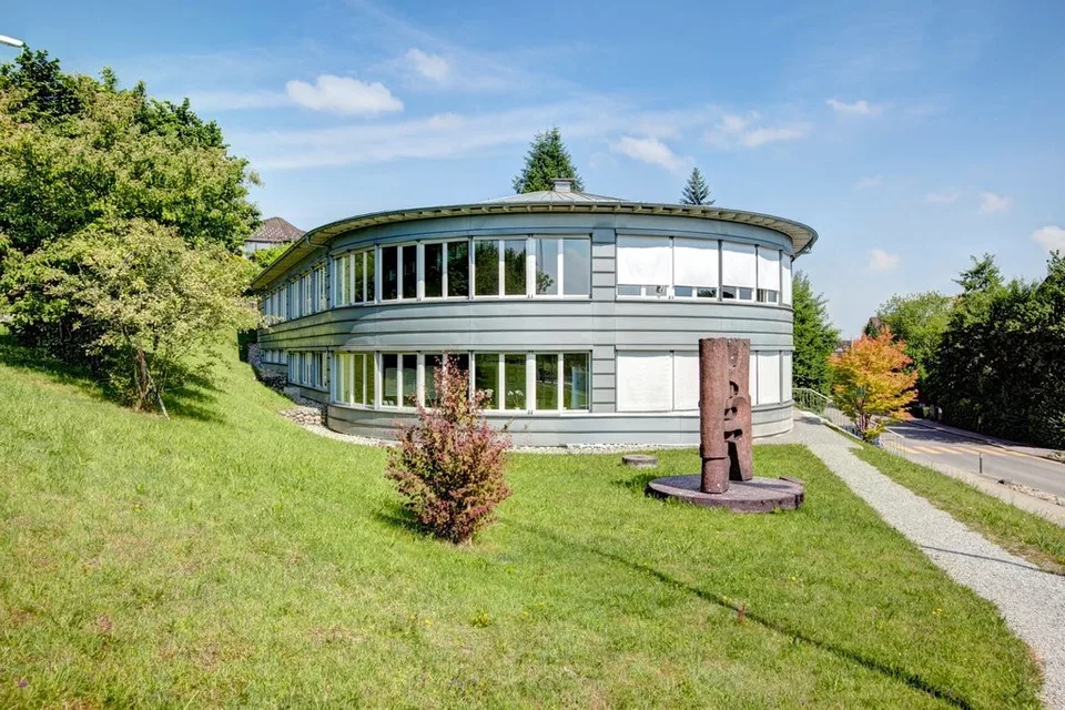 Bürofläche an Top-Lage in Aesch mit 85 m2