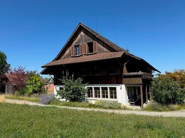 Charmante Altbauwohnung im Bauernhaus - befristet bis 30. Juni 2031