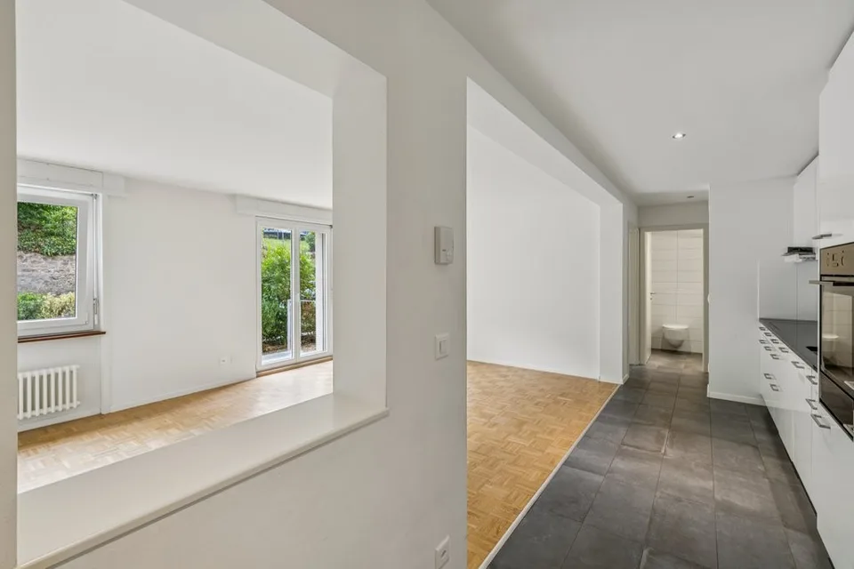 1. MIETE NETTO ANGEBOTEN - 2-Zimmer-Wohnung, nur wenige Schritte vom See entfernt!