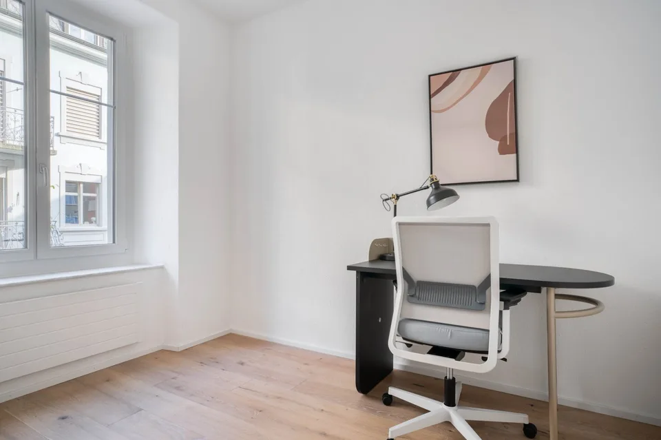 Tolle Wohnung in Seefeld, 1 Schlafzimmer + Office, Seenähe, über Blueground