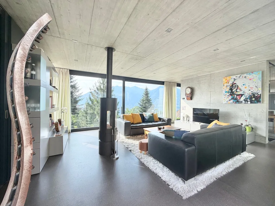 Verkauf in Brione sopra Minusio - Exklusives Einfamilienhaus mit Seeblick (auch Zweitwohnsitz)
