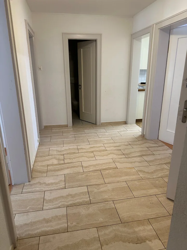 Incantevole appartamento di 4 camere con balcone a Rorschach