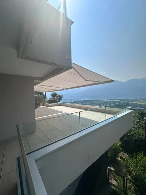 Abitare lusso con vista gigantesca sul Lago Maggiore