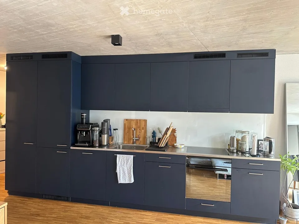 Moderne 3.5-Zimmer-Wohnung mit grossem Balkon