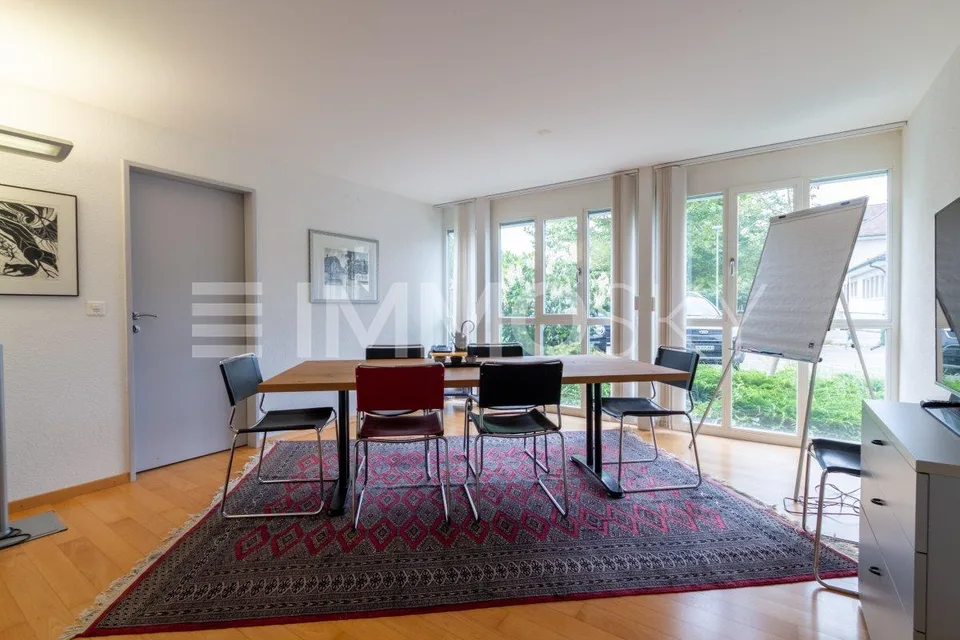 Vielseitig nutzbar  Büro oder Praxis an zentraler Lage