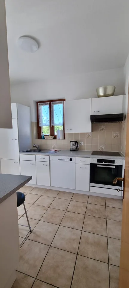Gordola – Helle 4-Zimmer mit Balkon