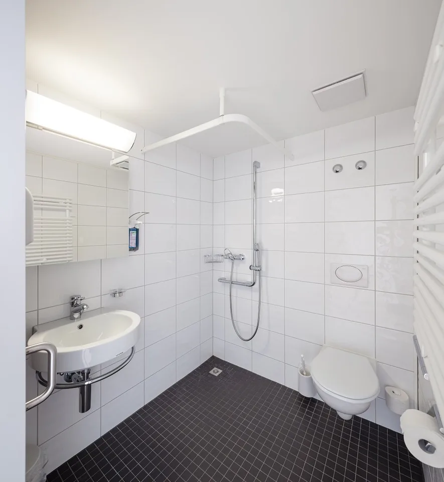 Appartement senior lumineux avec vue sur Zurich