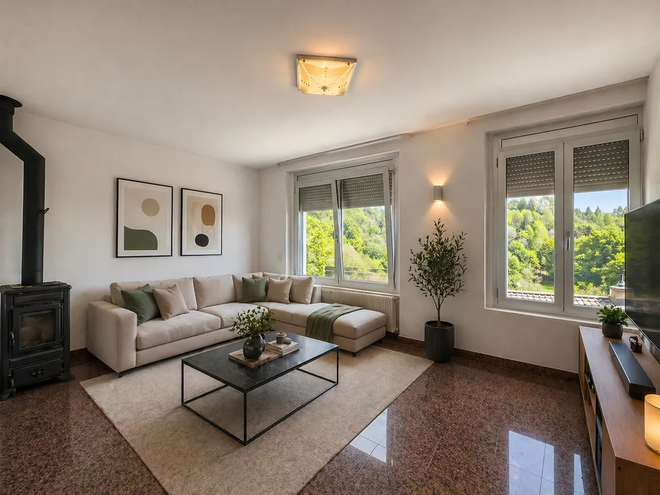 Casa con grande giardino nel verde a Sagno
