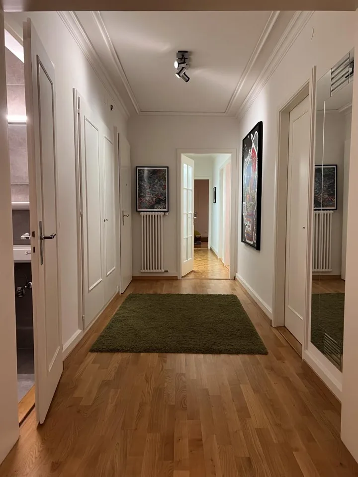 For rent, bright 5.5-room duplex apartment in Pully