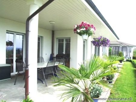 Einfamilienhaus mit 6.5 Zimmern in Müllheim TG  Alpenblick & Garten