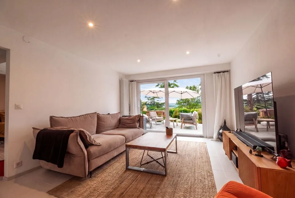 Wohnung zu verkaufen in Vufflens - 4,5 Zimmer mit 131m2 Bruttofläche und großem Garten!