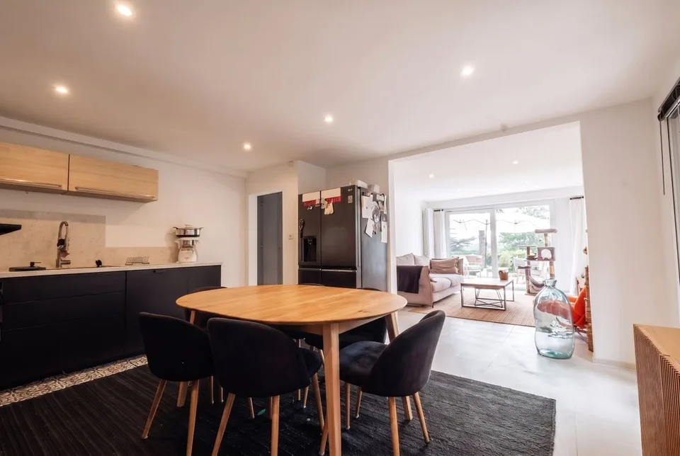 Wohnung zu verkaufen in Vufflens - 4,5 Zimmer mit 131m2 Bruttofläche und großem Garten!
