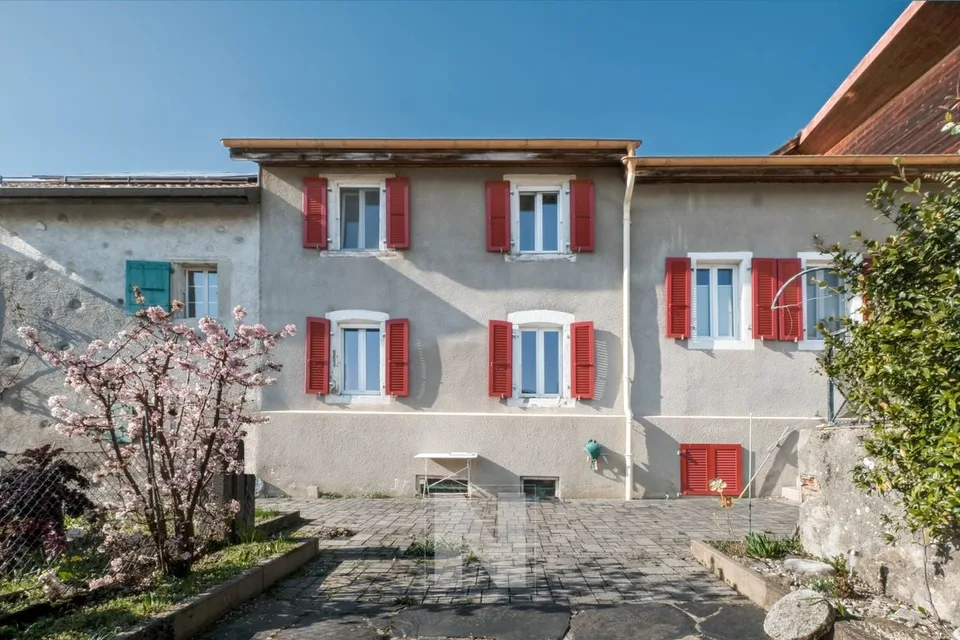 Maison à vendre à Begnins - 5.5 pièces, 163m2 habitables