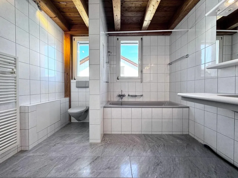 Wohnen mit Weitblick - Maisonette-Traumwohnung mit Galerie & 2 Balkonen