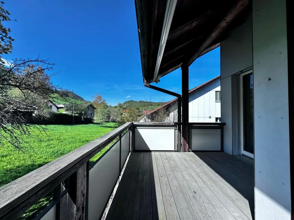 Wohnen mit Weitblick - Maisonette-Traumwohnung mit Galerie & 2 Balkonen