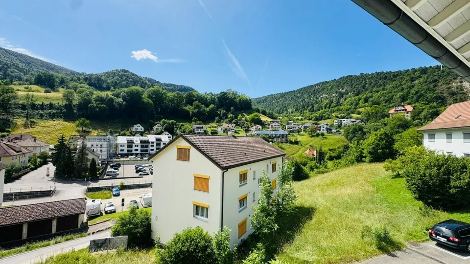 Helle 3-Zimmer-Wohnung mit schöner Aussicht an ruhiger Lage in Waldenburg