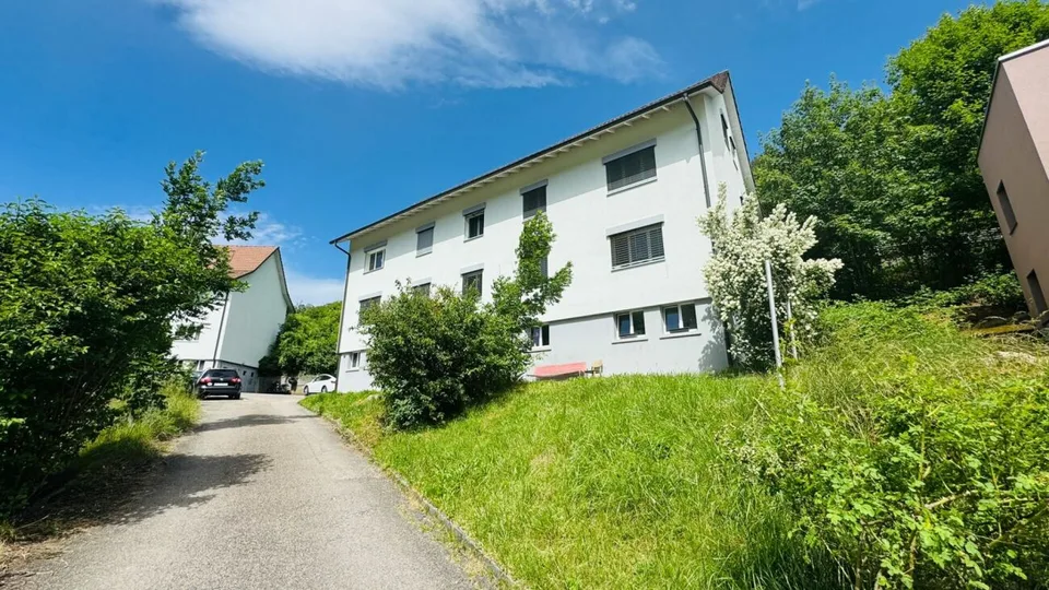 Helle 3-Zimmer-Wohnung mit schöner Aussicht an ruhiger Lage in Waldenburg
