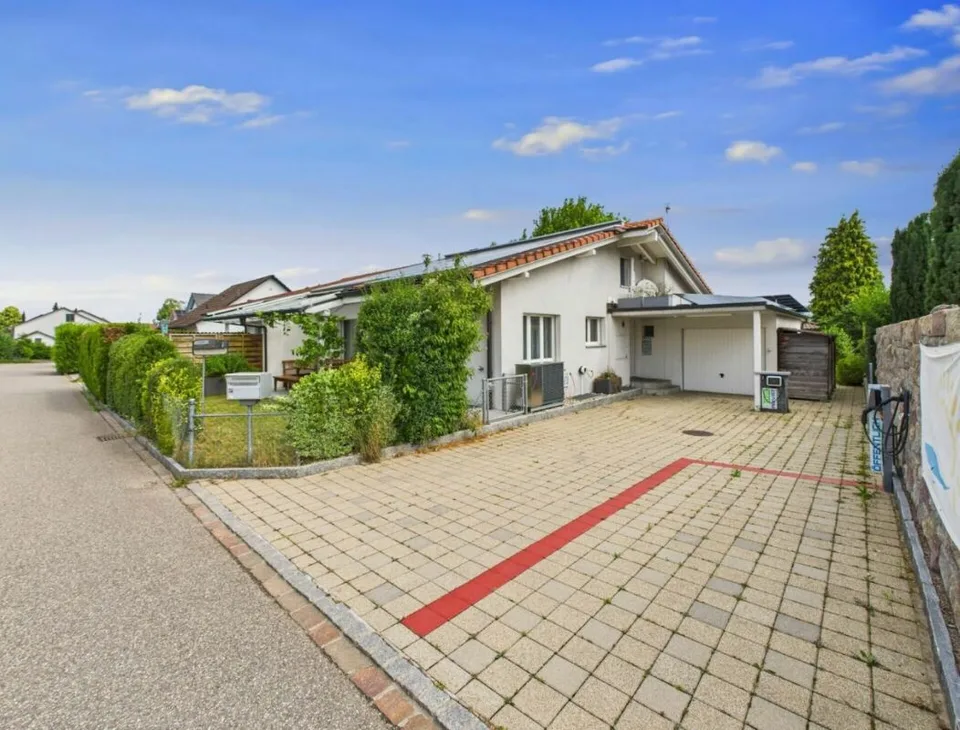 SMART HOME 5.5-7.5-DEFH MIT PV-ANLAGE, KLIMA, 4 E-AUTO-LADESTATIONEN UND MODERNSTER TECHNIK