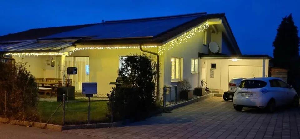 SMART HOME 5.5-7.5-DEFH MIT PV-ANLAGE, KLIMA, 4 E-AUTO-LADESTATIONEN UND MODERNSTER TECHNIK
