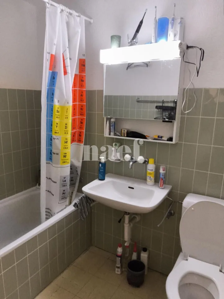 Zweizimmerwohnung ideal in der Nähe des Stadtzentrums von Neuchâtel gelegen