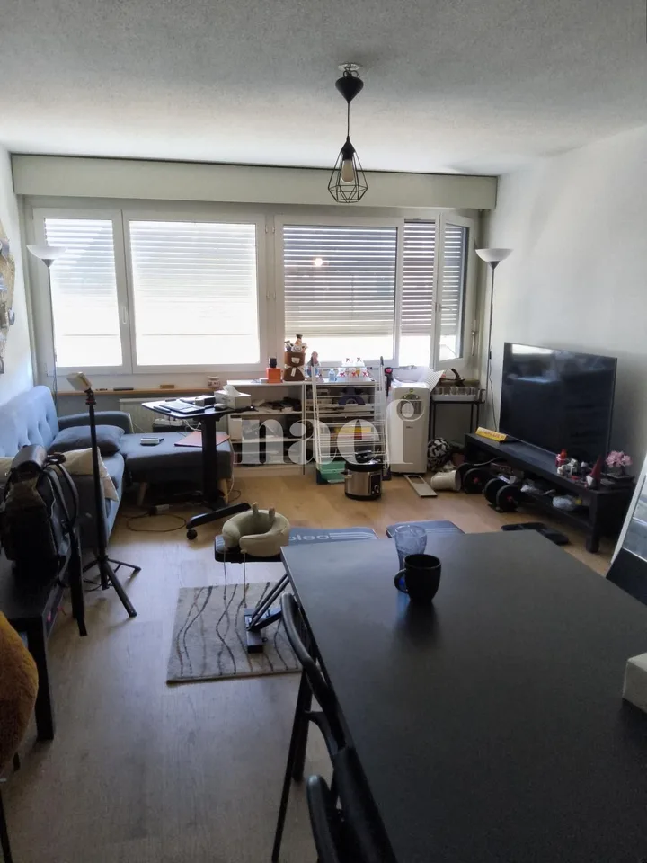 Zweizimmerwohnung ideal in der Nähe des Stadtzentrums von Neuchâtel gelegen