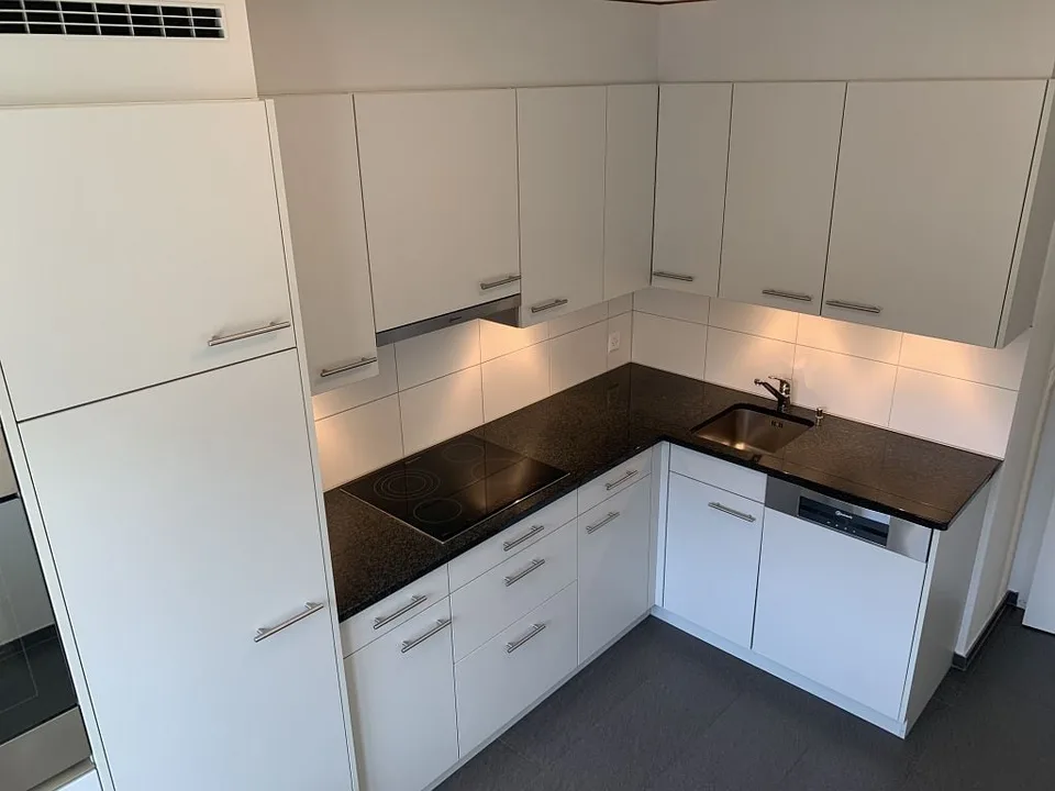 3 1/2-Zimmerwohnung, Parterre rechts