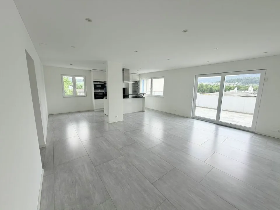 Attraktive, sehr moderne 4.5 Zimmer Maisonette